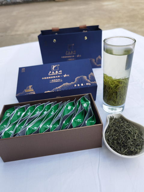 【大別山精神系列一珍品信陽毛尖茶伴手禮（匠心）】大別山脈、核心產(chǎn)區(qū)、高山茶園、匠心制作  980元/盒